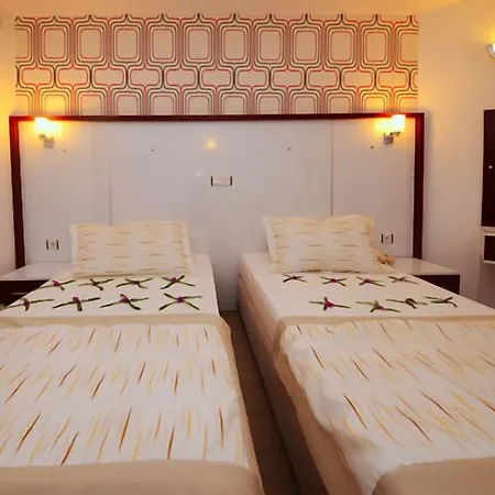 Pirat Hotel 3*