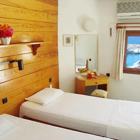 Pirat Hotel 3*